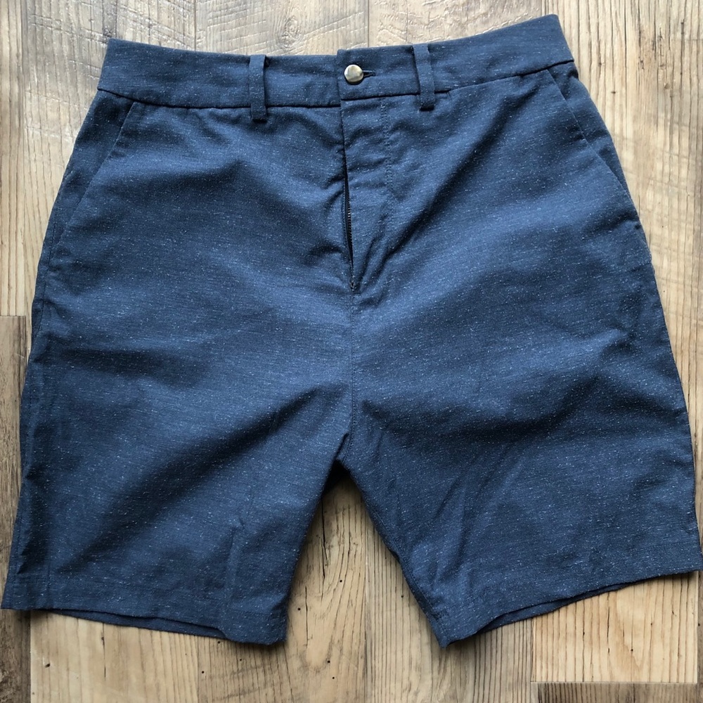 Lululemon Shorts Size 32